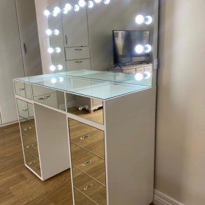 1300 X 500 X 900 11 DRAWER MIRROR CLADDED GLAM STATION WITH FRAMELESS HOLLYWOOD MIRROR