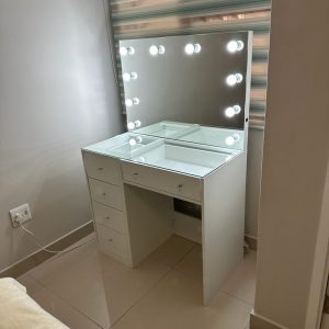 950 5 Drawer Glass Top Glam Station Frameless