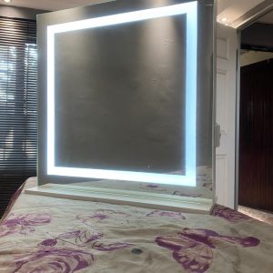 650 X 650 LED Table top vanity mirror